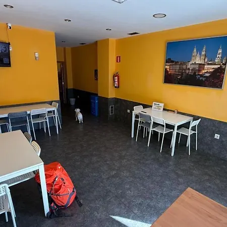 Albergue Lecer Sobrado Porta