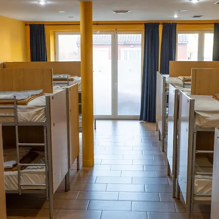 Albergue Lecer *